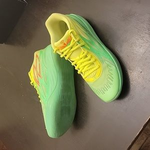 MB 02 Lamelo ball slime